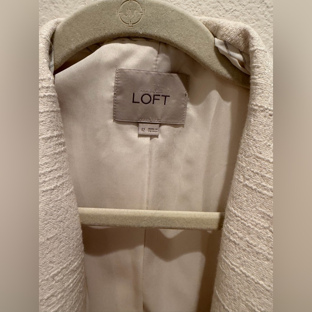 Ann Taylor LOFT Women's Ivory Textured Blazer - Picture 4 of 5